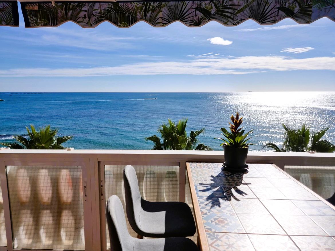 Renoverad lägenhet i första linjen, Villajoyosa